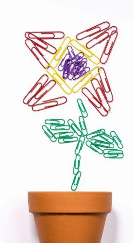Pflanze aus Büroklammern